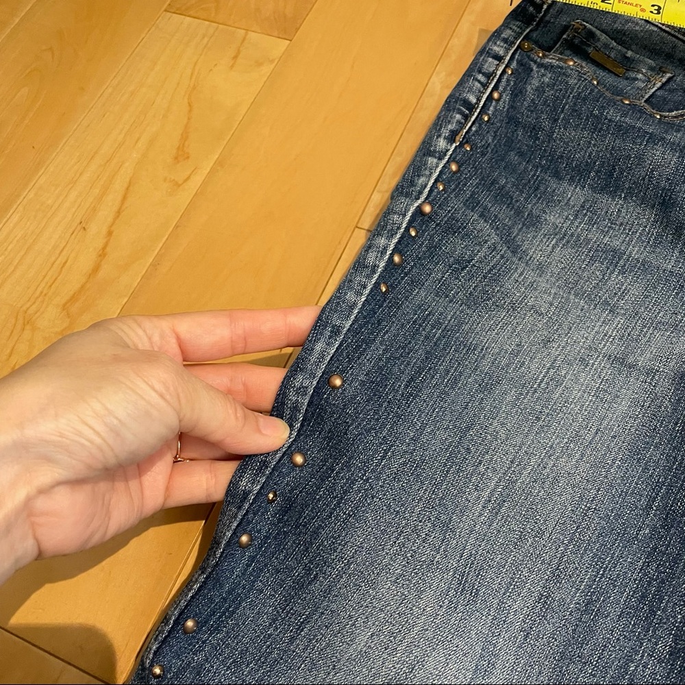 2 pair of women jeans - Picture 9 of 10